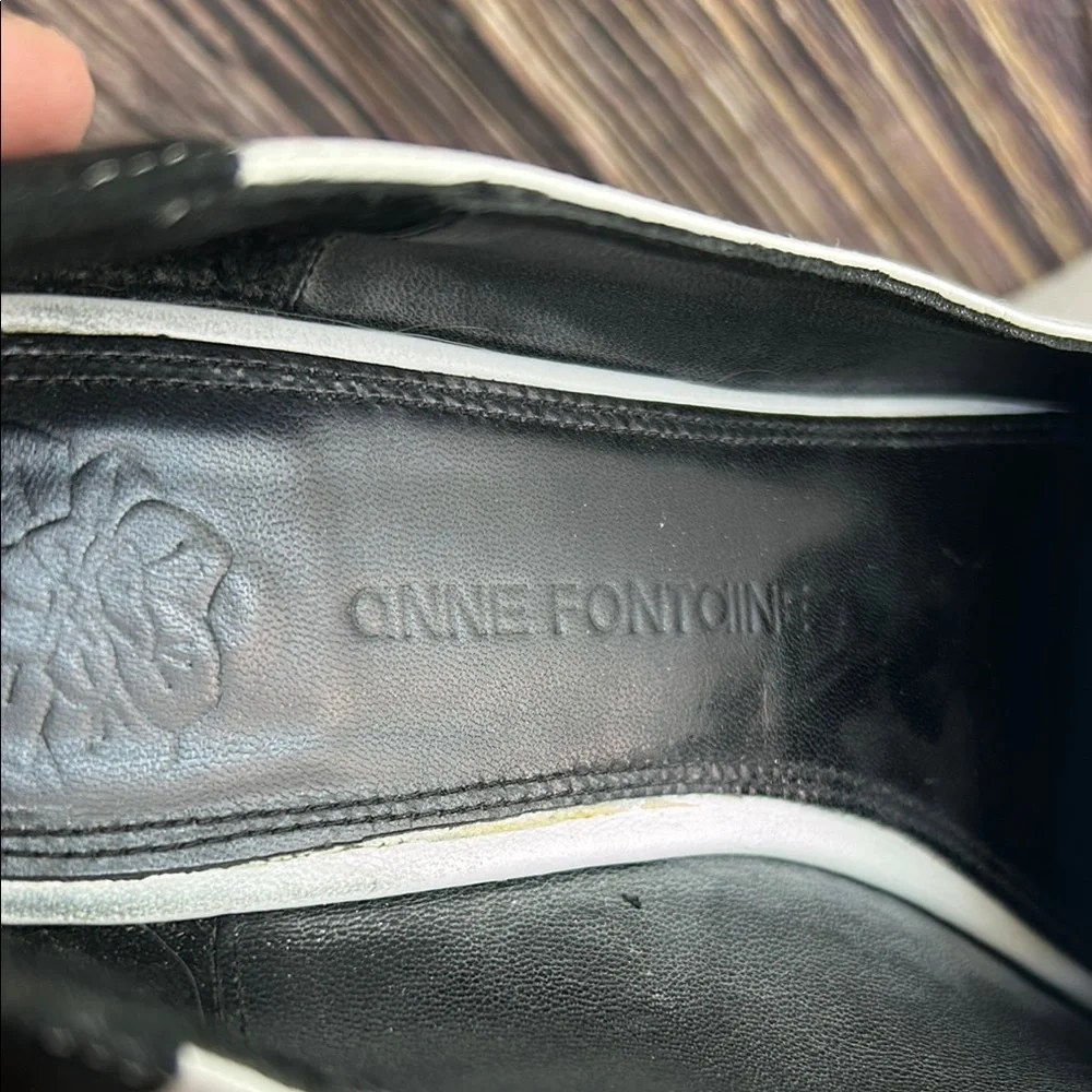 Anne Fontaine Black and‎ White Floral Loafers - Picture 6 of 11